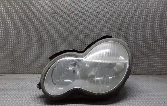 Mercedes-Benz C W203 Headlight/headlamp 0301166601