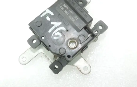 Toyota RAV 4 (XA30) Air flap motor/actuator 8710642090
