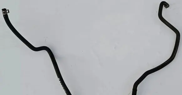 Nissan Qashqai Engine coolant pipe/hose