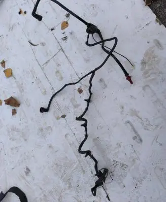 Opel Vivaro Fuel injector supply line/pipe 