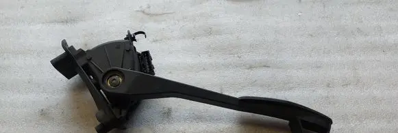 Volvo S60 Accelerator throttle pedal 30666659 6PV00853701