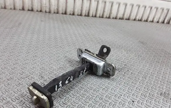 KIA Sorento Front door check strap stopper