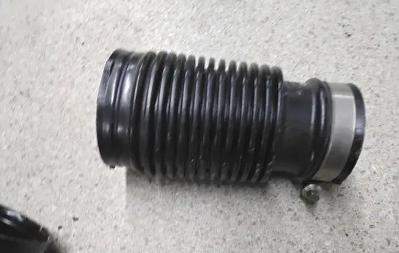 Porsche Panamera (971) Air intake hose/pipe 971129627A