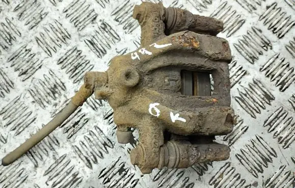 Ford Kuga I Rear brake caliper