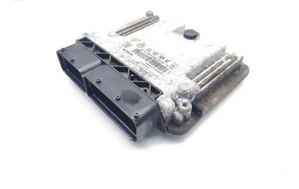 Volkswagen PASSAT B7 Engine control unit/module 03L907309AE 0281017946