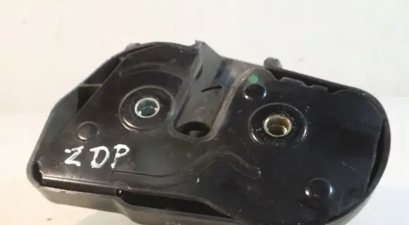 Volkswagen Transporter - Caravelle T5 Sliding door lock 2K0843604