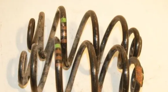 Volkswagen PASSAT B5 Rear coil spring 3B0511115S