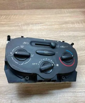 Peugeot 206 Climate control unit 1068901 1068801