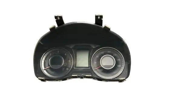 Hyundai i40 Speedometer (instrument cluster) 1161601230 1164001470 940213Z610