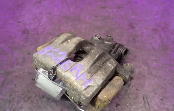 Renault Laguna II Rear brake caliper
