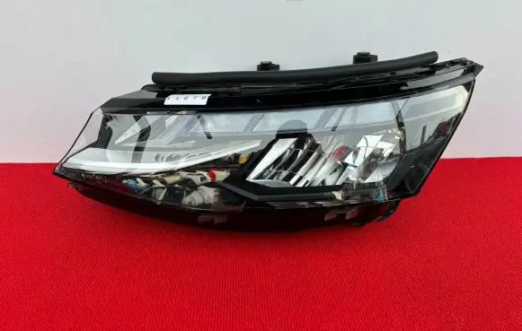 Volkswagen Transporter - Caravelle T7 Headlight/headlamp 7T1941035A