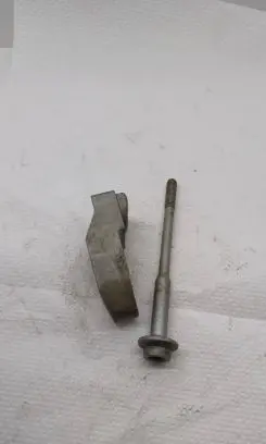 Audi A6 C7 Fuel Injector clamp holder 059216J