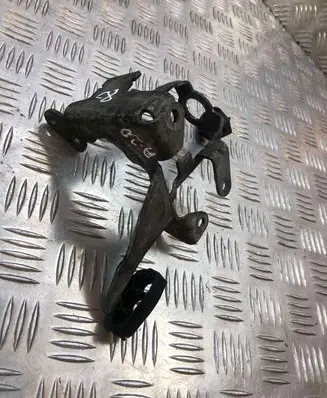 Mercedes-Benz E W212 other engine part