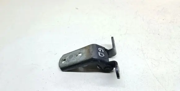 Toyota Prius (XW30) Rear door upper hinge