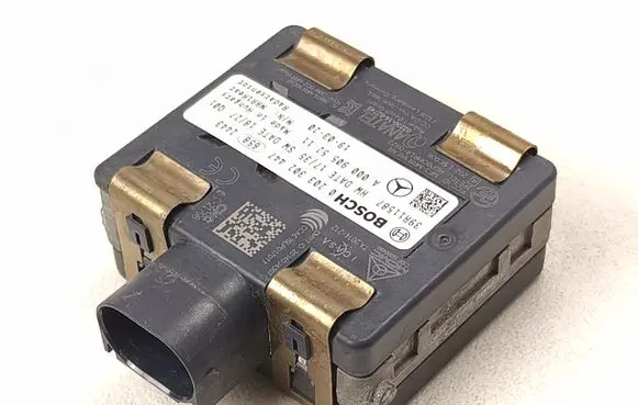 Mercedes-Benz E W212 Distronic sensor radar A0009055211