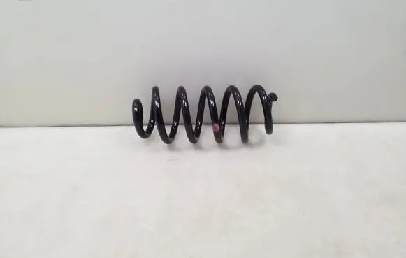 Nissan Qashqai J12 Rear coil spring