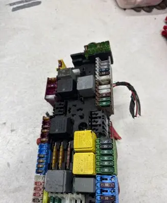 Mercedes-Benz Sprinter W907 W910 Fuse box set A9075450100 P00170402AI 18D324FA0121