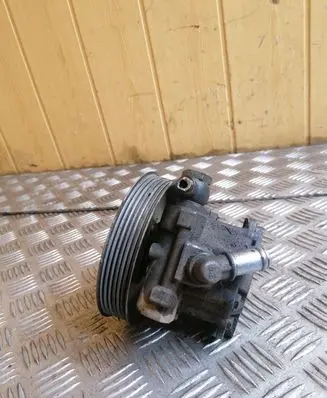 Audi A6 S6 C5 4B Power steering pump 059145255
