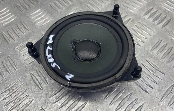 Mercedes-Benz C W205 Front door speaker A2058205600