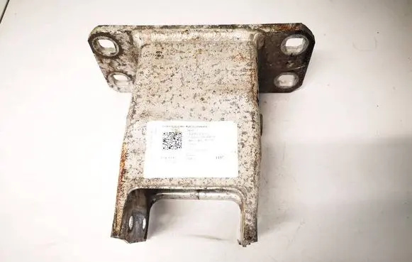 BMW 5 E60 E61 Front bumper mounting bracket 