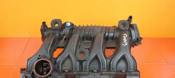Mercedes-Benz C AMG W204 Intake manifold A2710903037 271820