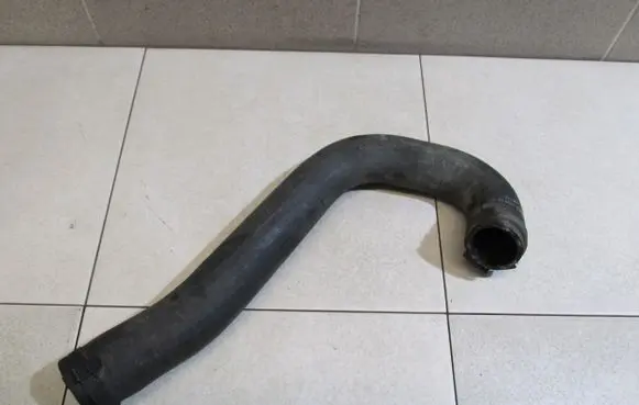 Ford Fiesta Intake resonator 5S616C646FF