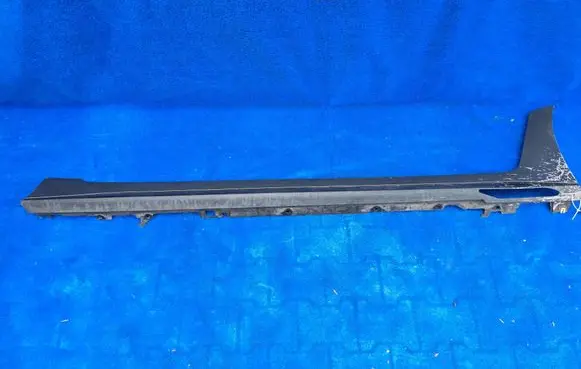 BMW 4 G22 G23 G24 G26 Sill/side skirt trim 8737080