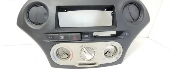 Toyota Yaris Climate control unit 554050D110B0