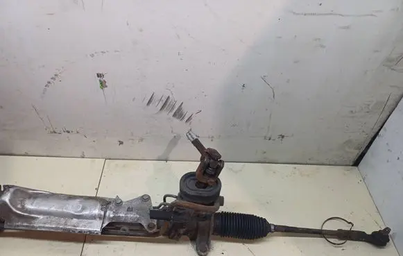 Volkswagen Golf IV Steering rack 1J1422105