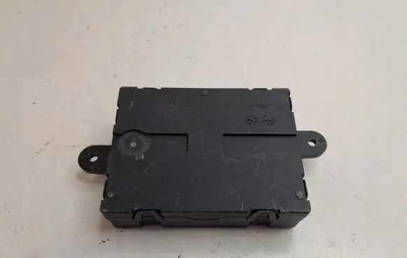 Land Rover Defender Door control unit/module L8B214D618AG