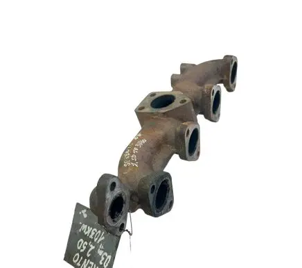 KIA Sorento Exhaust manifold