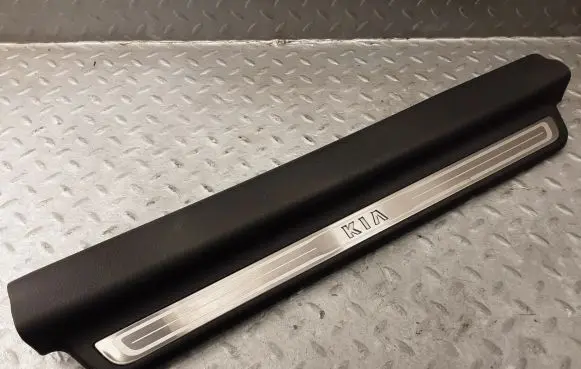 KIA Optima Rear sill trim cover 858712T100 858712T200