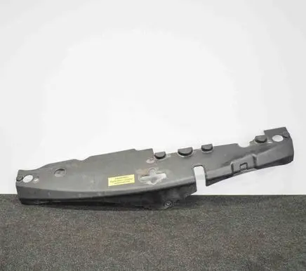 Lexus RX 330 - 350 - 400H Radiator trim 