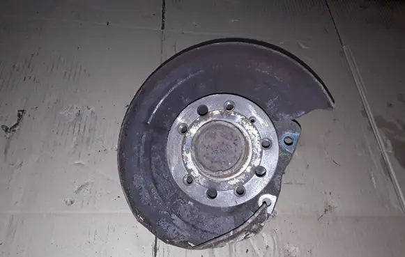 Opel Meriva B Rear wheel hub NOCODE