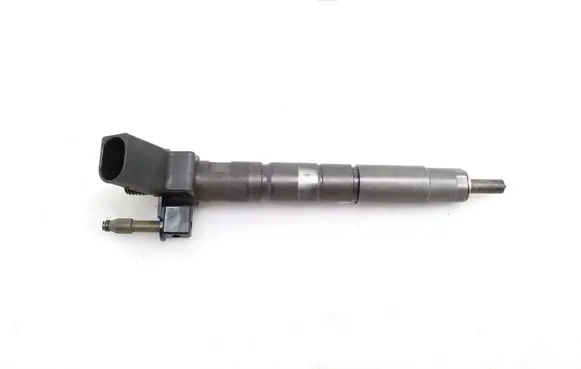 BMW 7 G11 G12 Fuel injector 8571565 857156503 0445118023