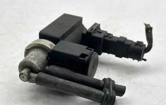 Hyundai i30 Turbo solenoid valve 