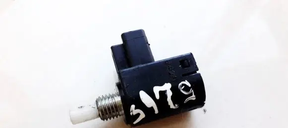 Toyota Auris 150 Brake pedal sensor switch CV591