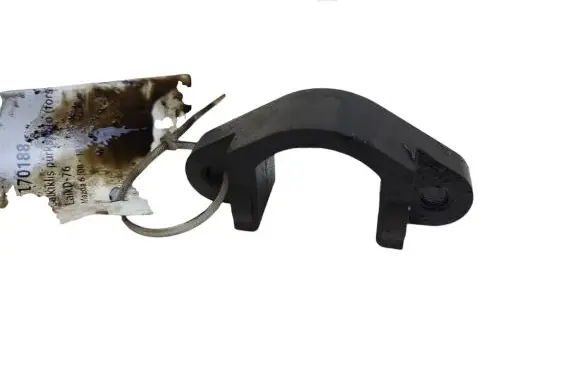 Mazda 6 Fuel Injector clamp holder