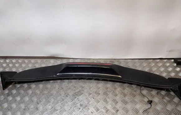 Porsche Cayenne (92A) Tailgate/trunk spoiler 7P5827924B