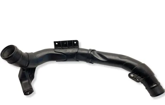 Volkswagen Tiguan Intercooler hose/pipe 5N0145840F
