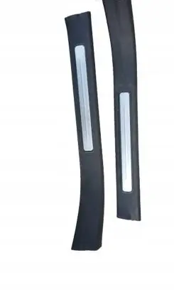 Mercedes-Benz B W245 Front sill (body part) A1696800874