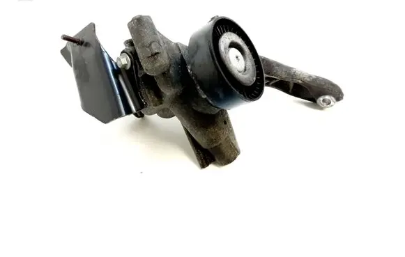 Volvo XC90 Engine mounting bracket AG9N19N586AA