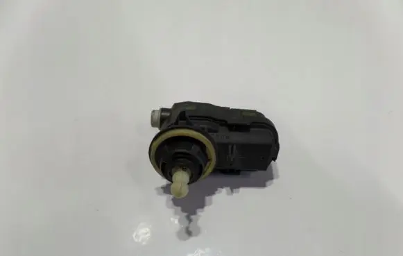 Peugeot 3008 I Headlight level adjustment motor 890371593008