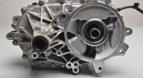 Citroen C4 III e-C4 Manual 7 speed gearbox 9834599180