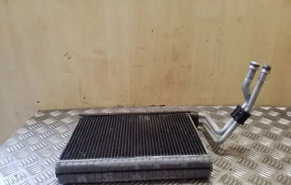 BMW 3 E90 E91 Air conditioning (A/C) radiator (interior) 