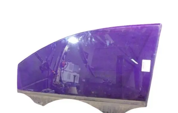 Alpine C2 Front door window glass four-door 
