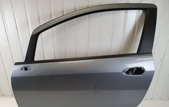 Fiat Punto (199) Front door