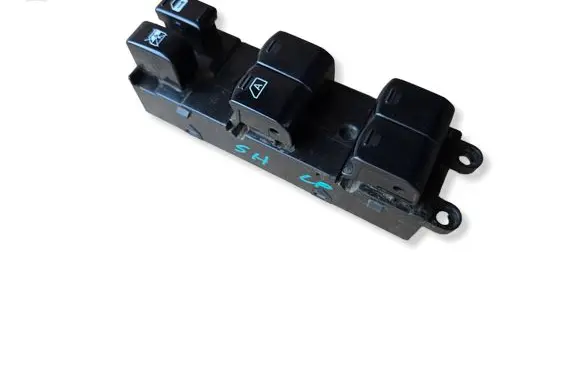Subaru Forester SH Electric window control switch 157447