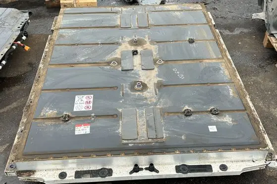 Skoda Enyaq iV Hybrid / electric car battery 1EA915910CK 1EA804842DJ