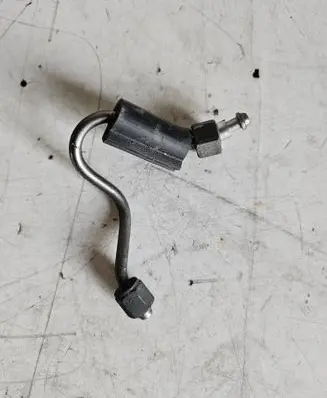 Opel Insignia A Fuel injector supply line/pipe 55204726